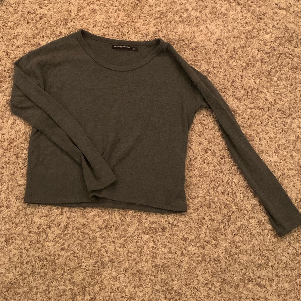 Brandy Melville cropped gray long sleeve
